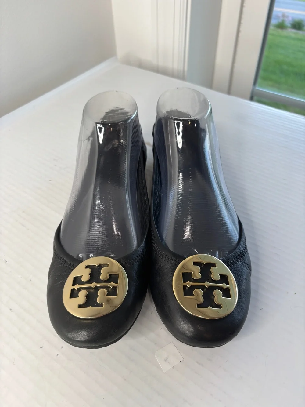 Tory Burch Minnie Leather Ballet Flats Womens Shoe Size 8 Black Travel Gold Logo